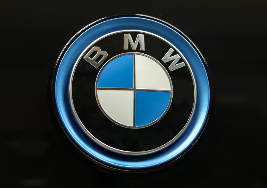 Логотип BMW i3s (I01) 2019 года  (фото 2 из 20)